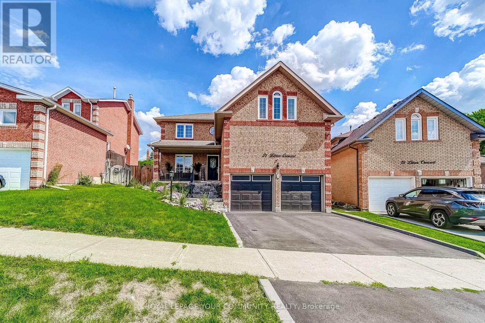 Photo 2 of 21 Litner Crescent, Georgina ON
