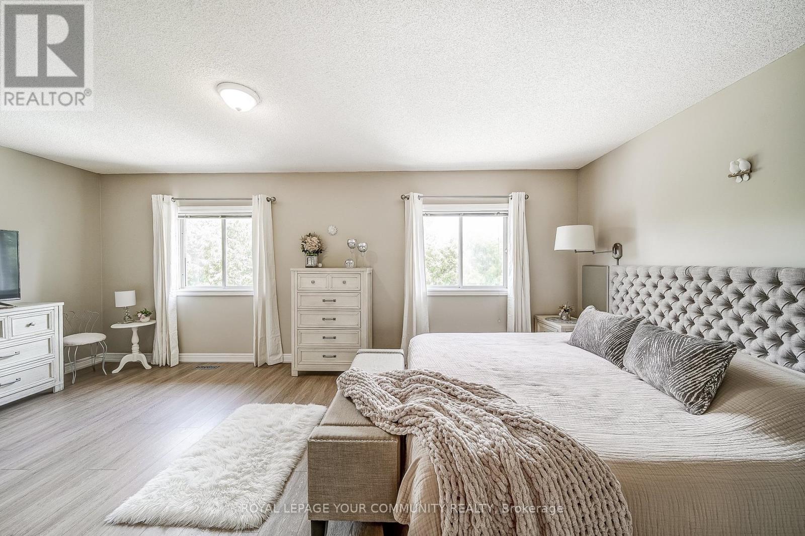 Photo 23 of 21 Litner Crescent, Georgina ON