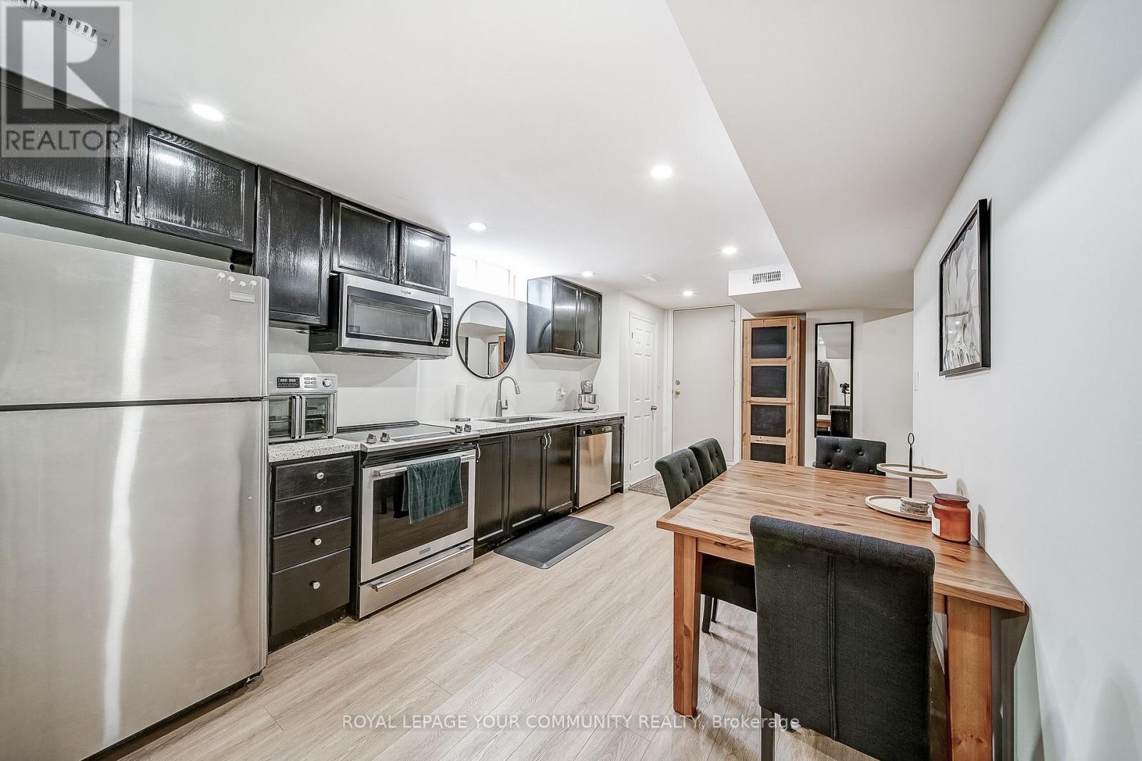 Photo 34 of 21 Litner Crescent, Georgina ON