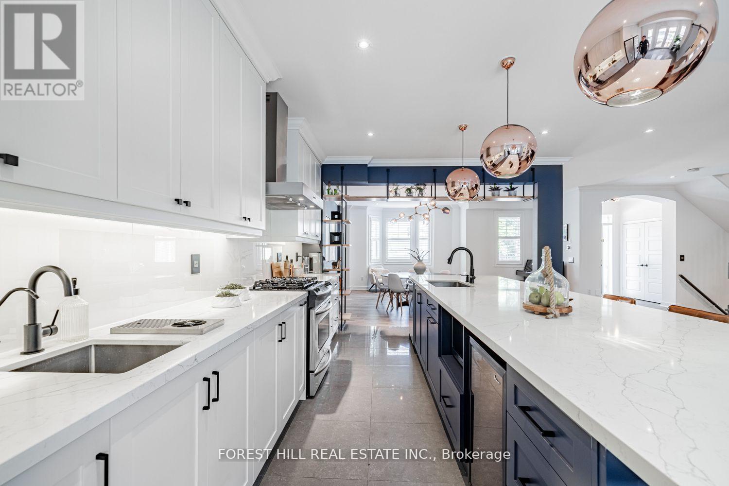 Photo 17 of 28 Port Rush Trail, Markham ON