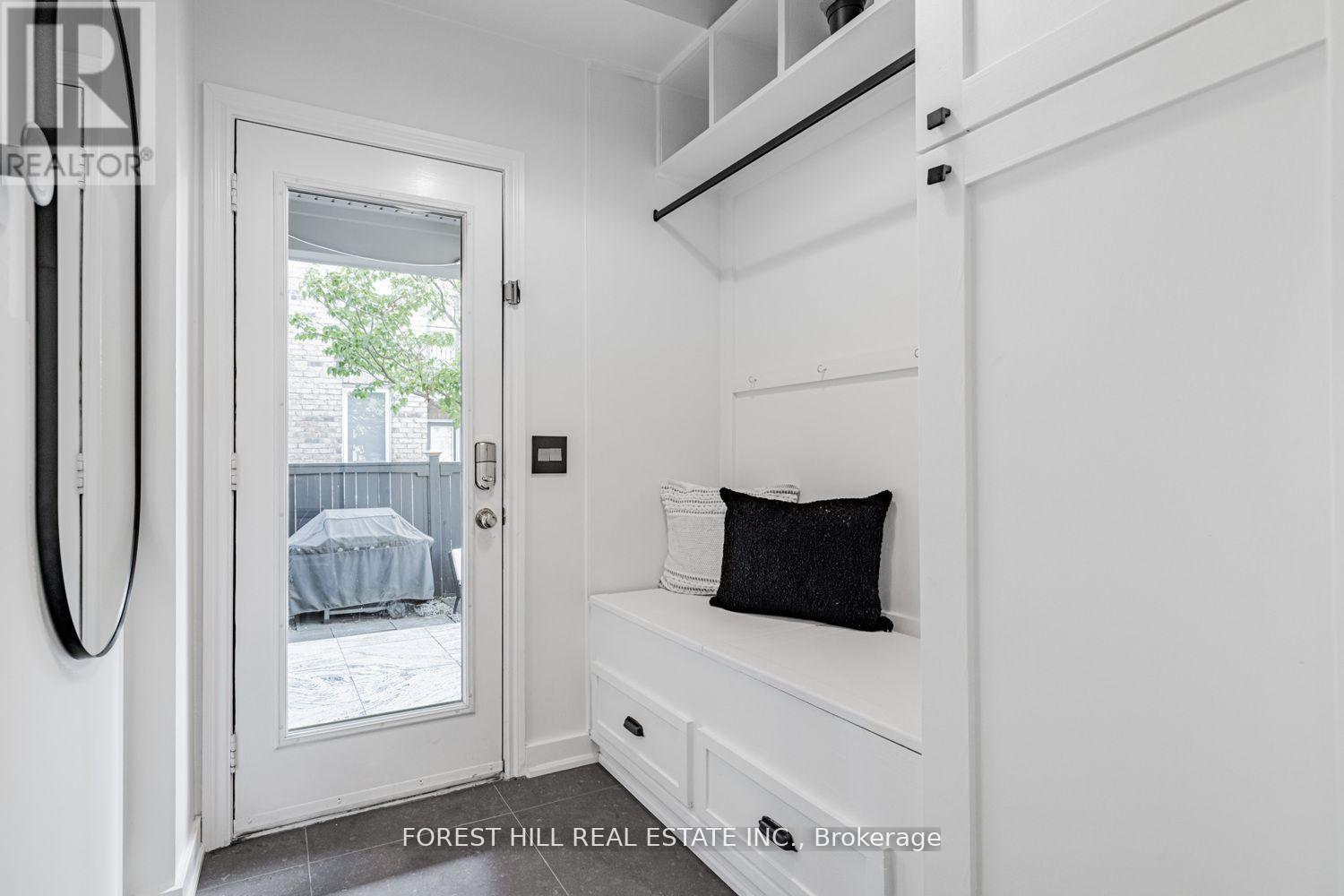 Photo 19 of 28 Port Rush Trail, Markham ON
