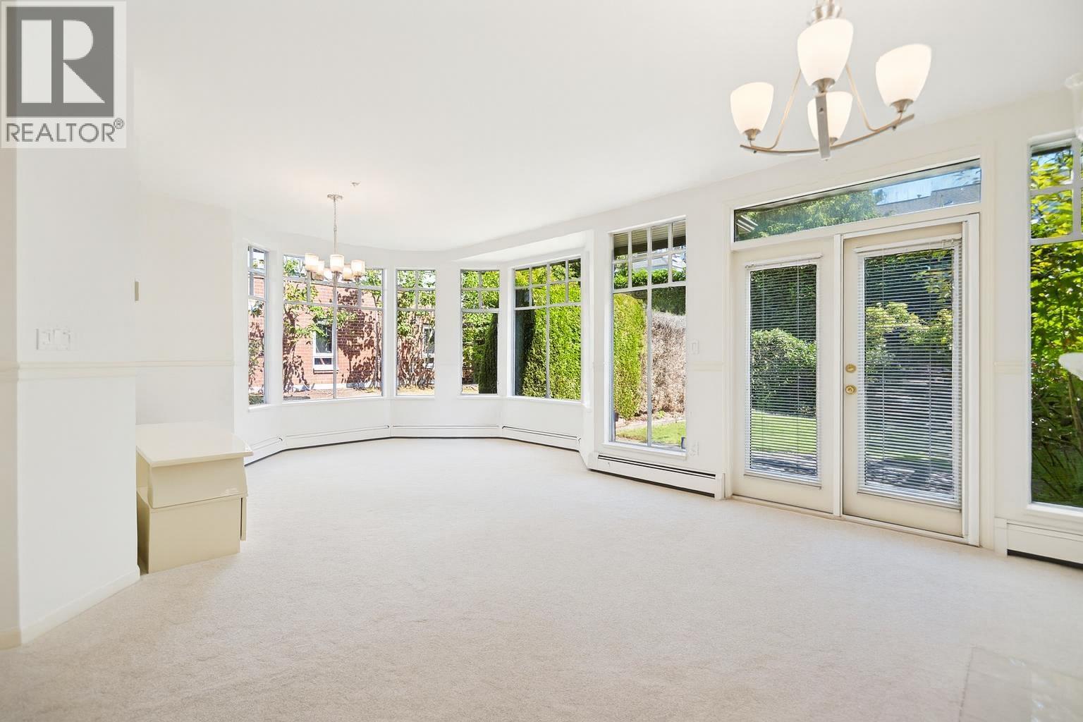 Photo 20 of 43 5880 Hampton Place, Vancouver BC