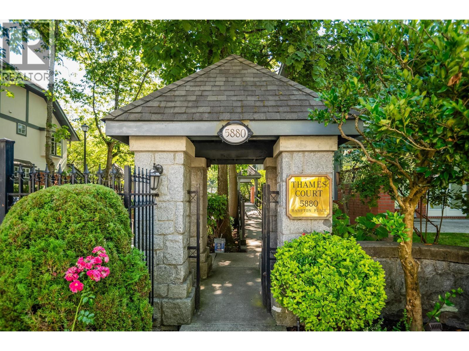 Photo 33 of 43 5880 Hampton Place, Vancouver BC