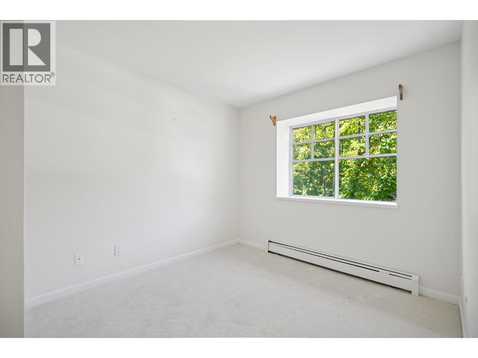 Photo 29 of 43 5880 Hampton Place, Vancouver BC