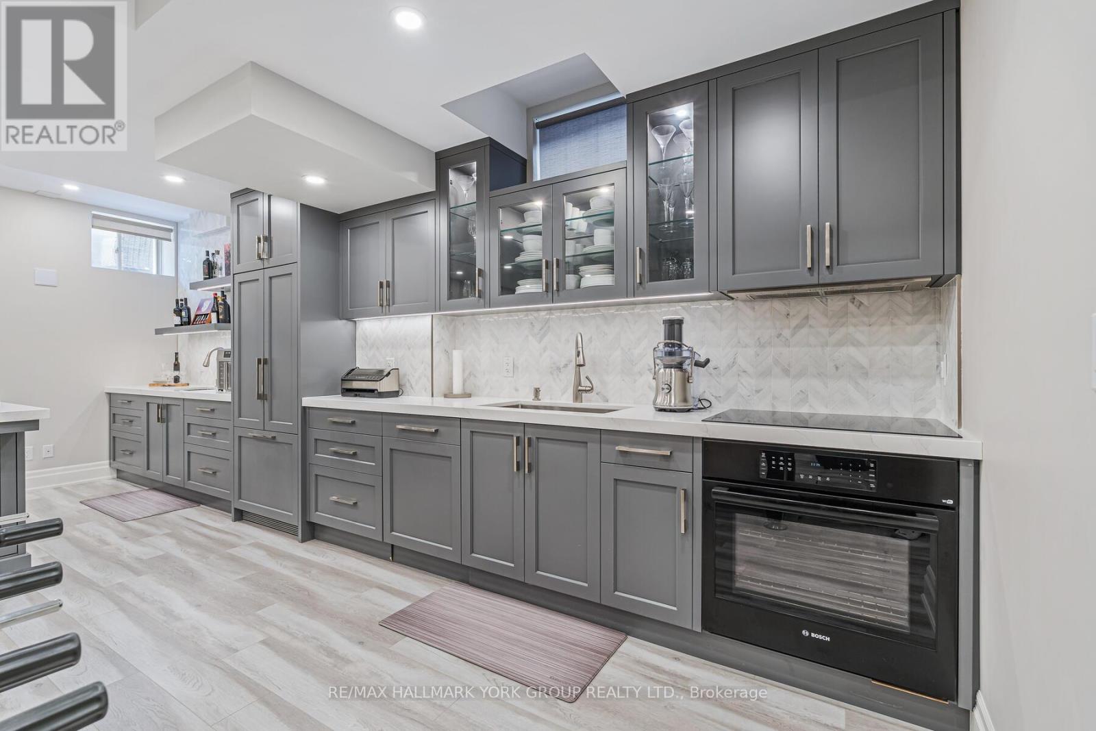 Photo 35 of 111 Robert Berry Crescent, King ON