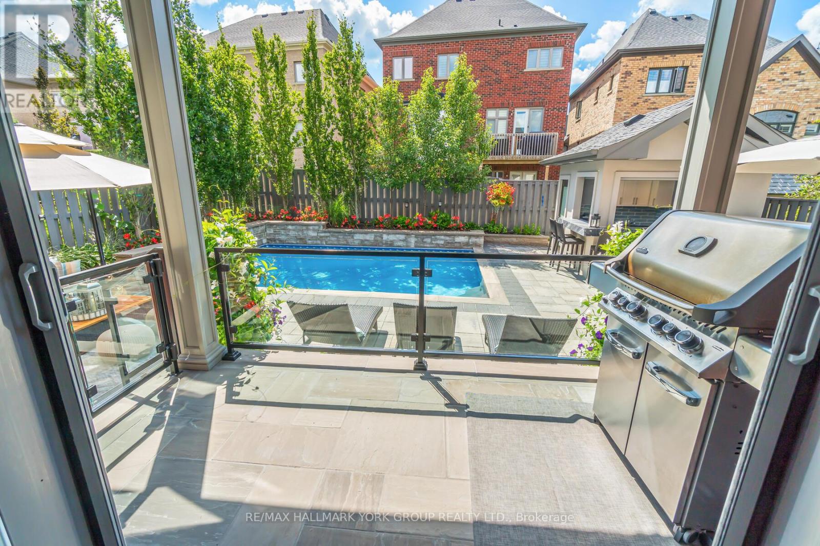 Photo 40 of 111 Robert Berry Crescent, King ON