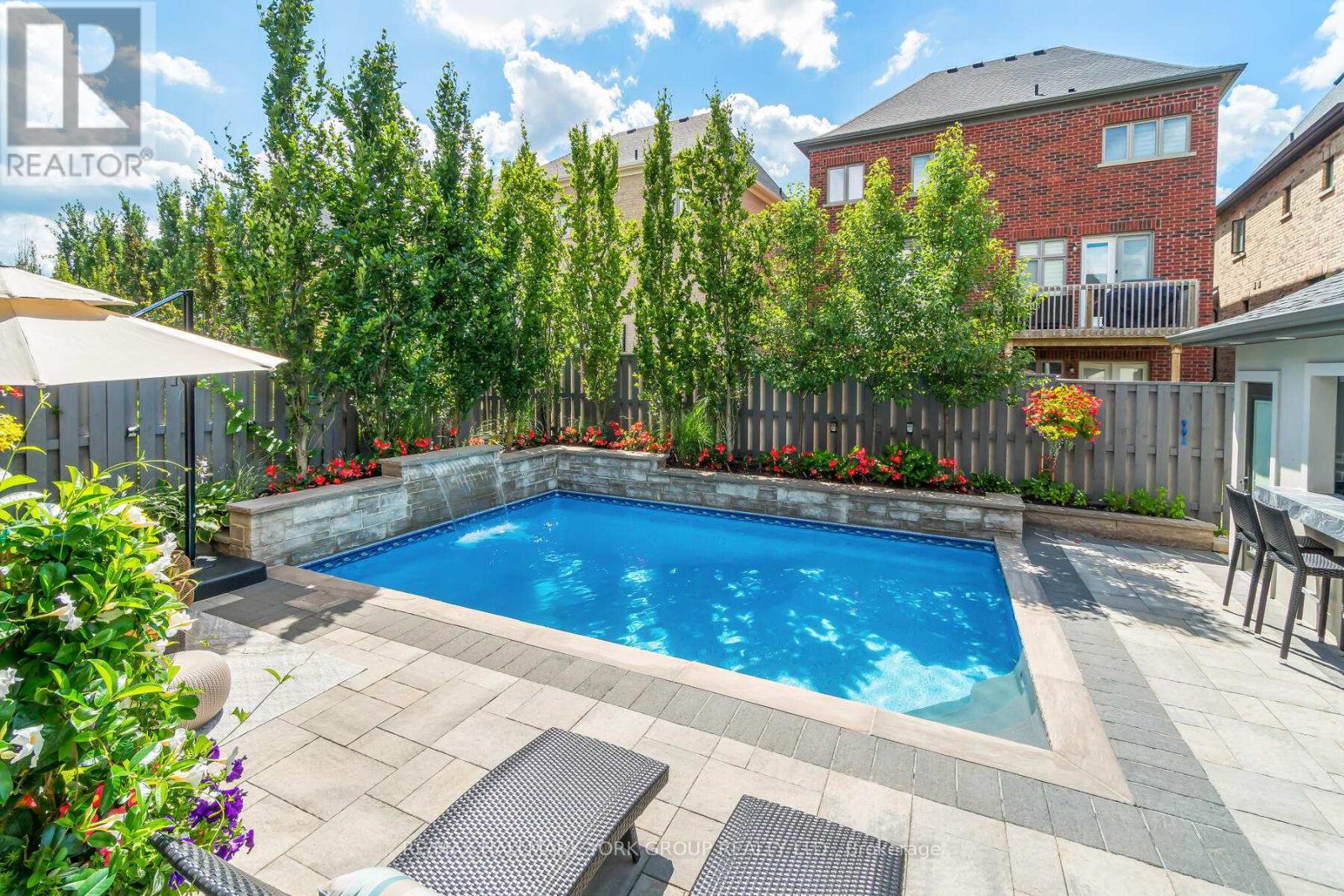 Photo 42 of 111 Robert Berry Crescent, King ON