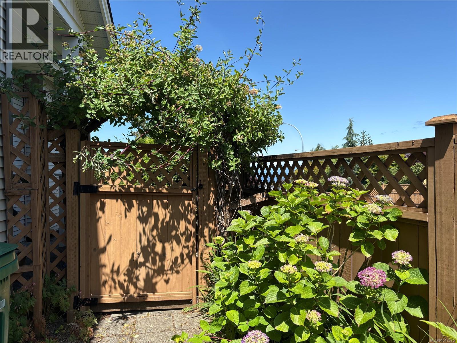 Photo 42 of 6390 Lasalle Rd, Nanaimo BC