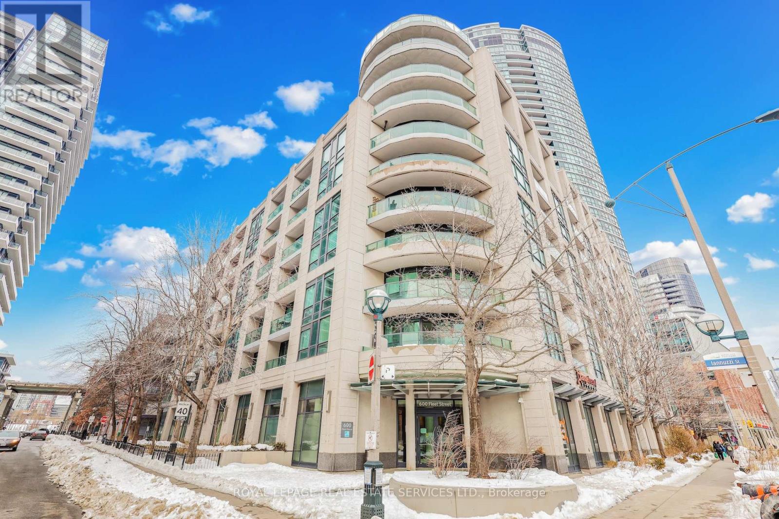 Photo 1 of 332 600 Fleet Street, Toronto ON