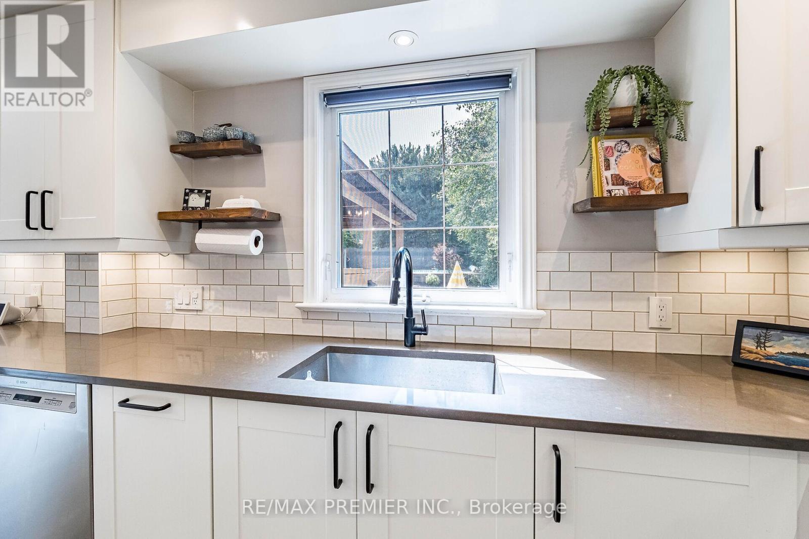 Photo 15 of 355 Hersey Crescent, Caledon ON