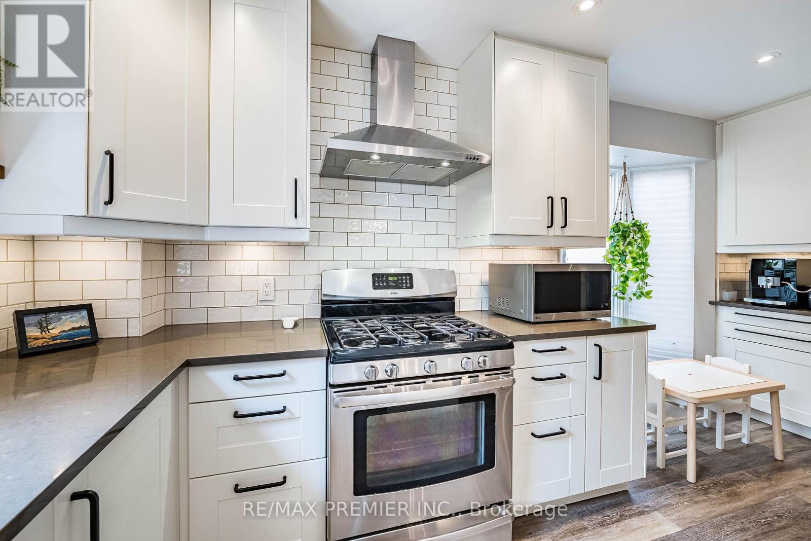 Photo 16 of 355 Hersey Crescent, Caledon ON