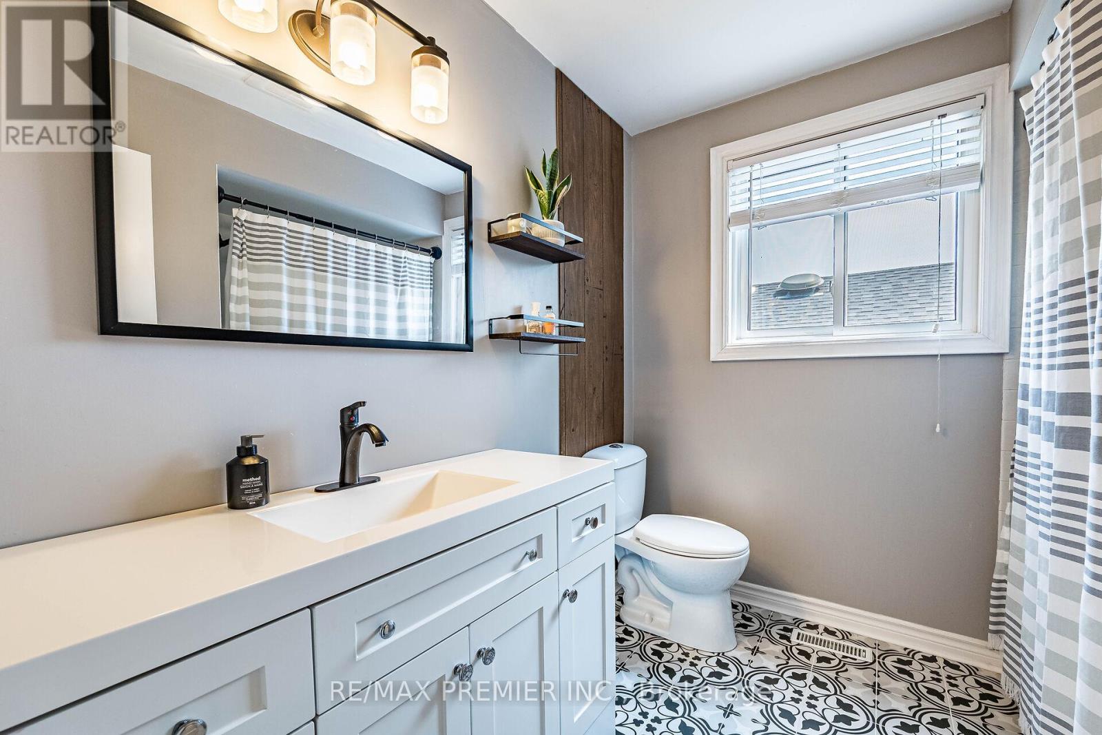Photo 30 of 355 Hersey Crescent, Caledon ON
