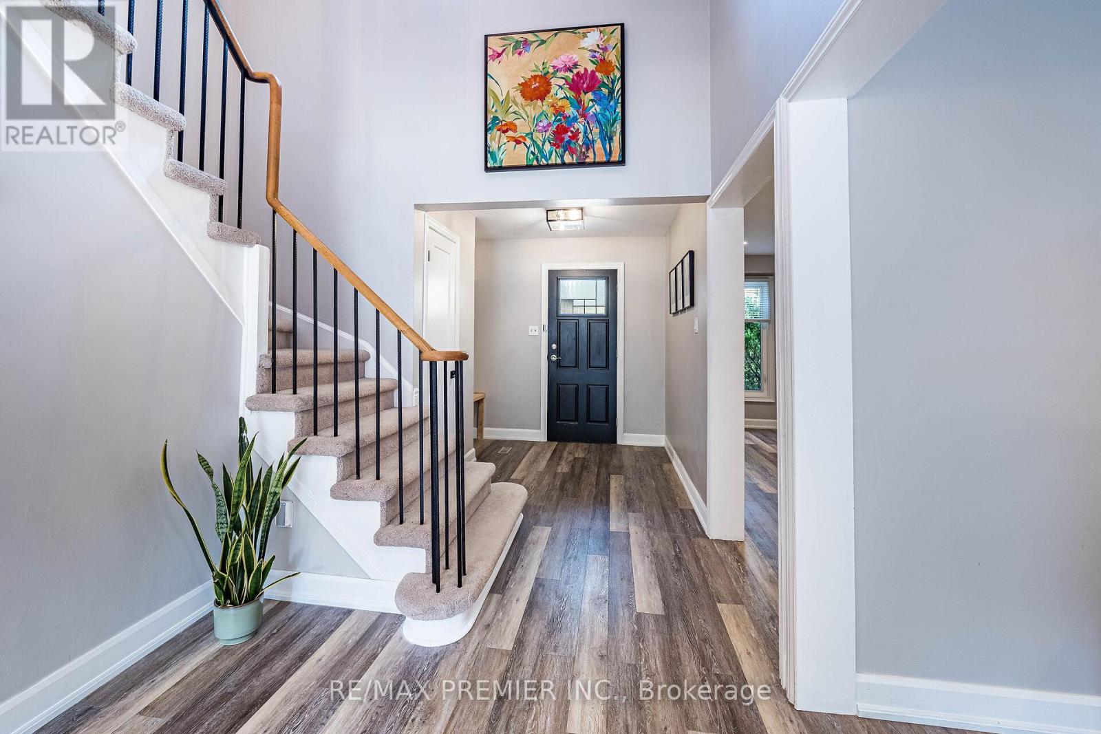Photo 5 of 355 Hersey Crescent, Caledon ON