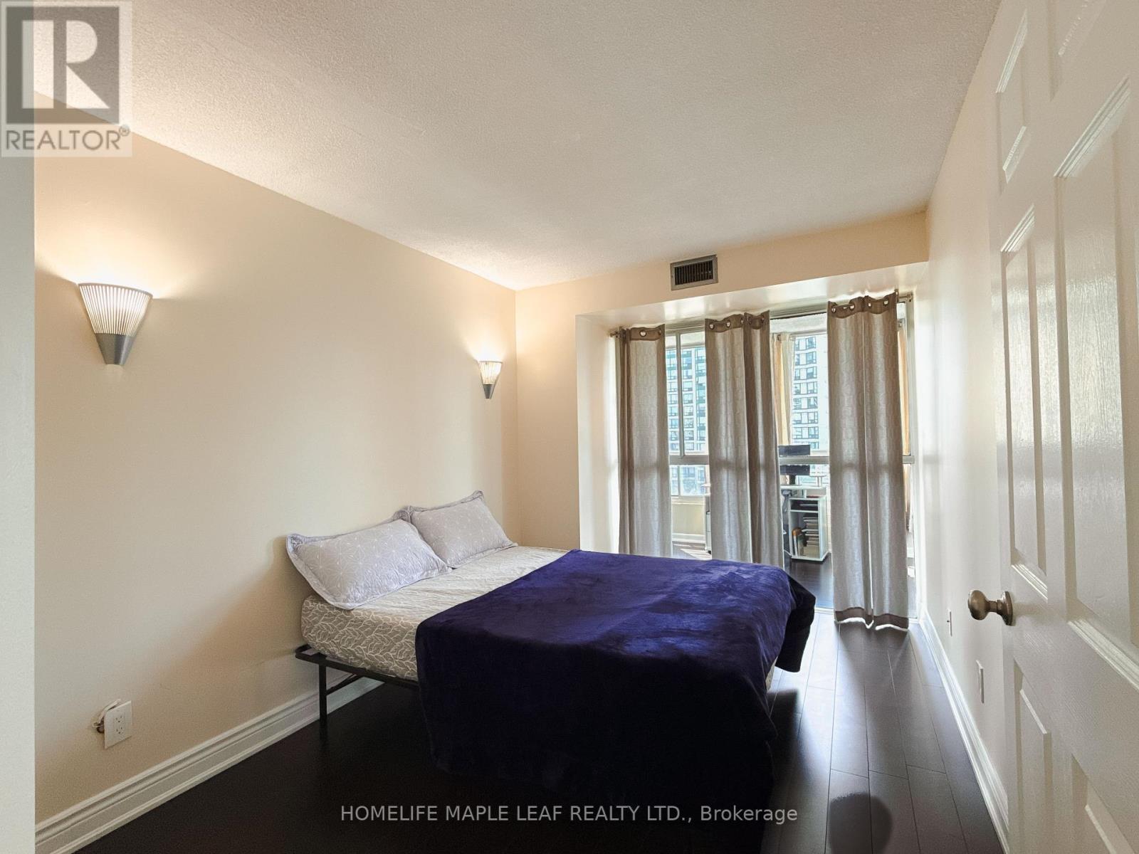 Photo 17 of 706 4450 Tucana Court, Mississauga ON