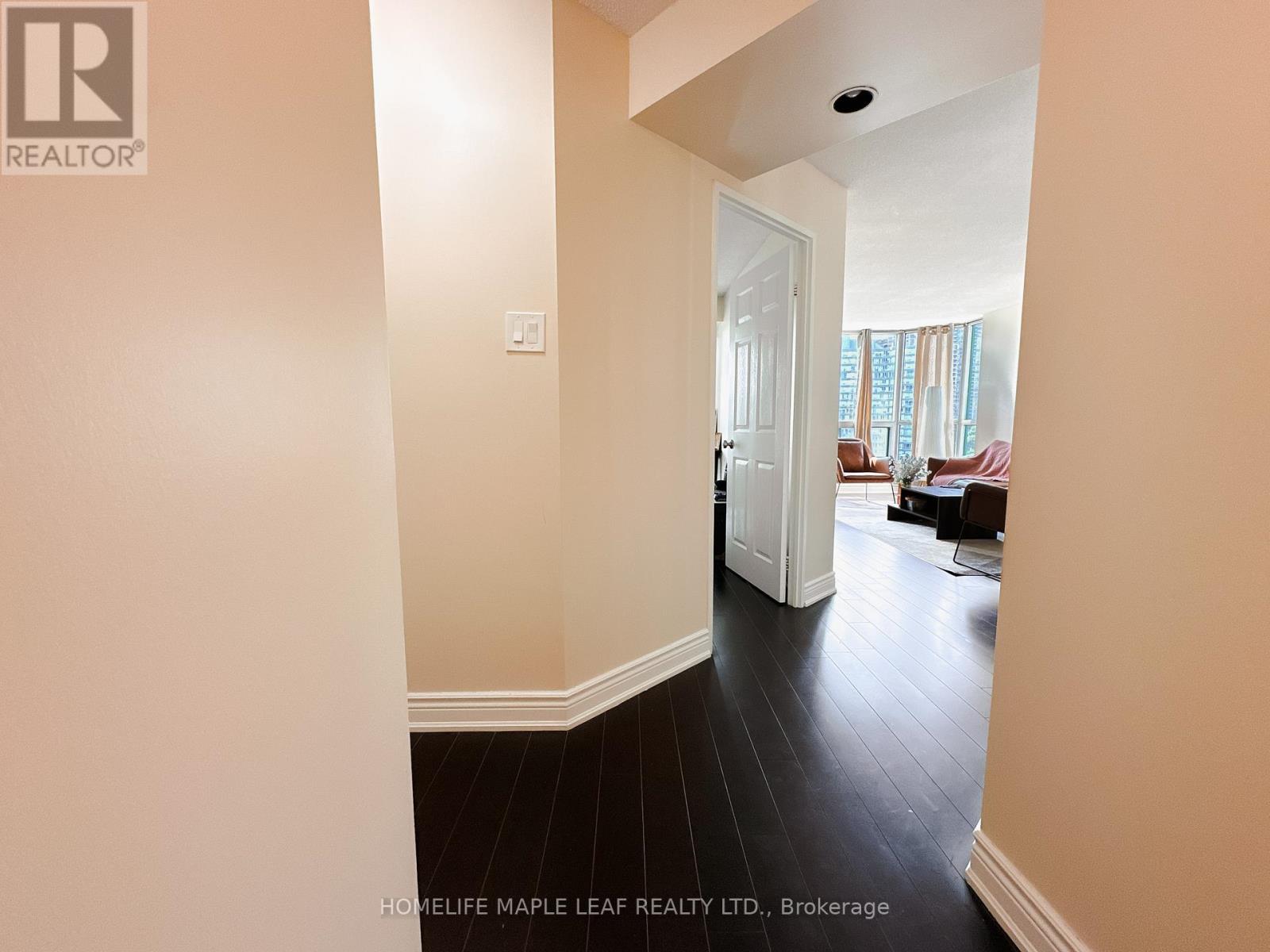 Photo 3 of 706 4450 Tucana Court, Mississauga ON