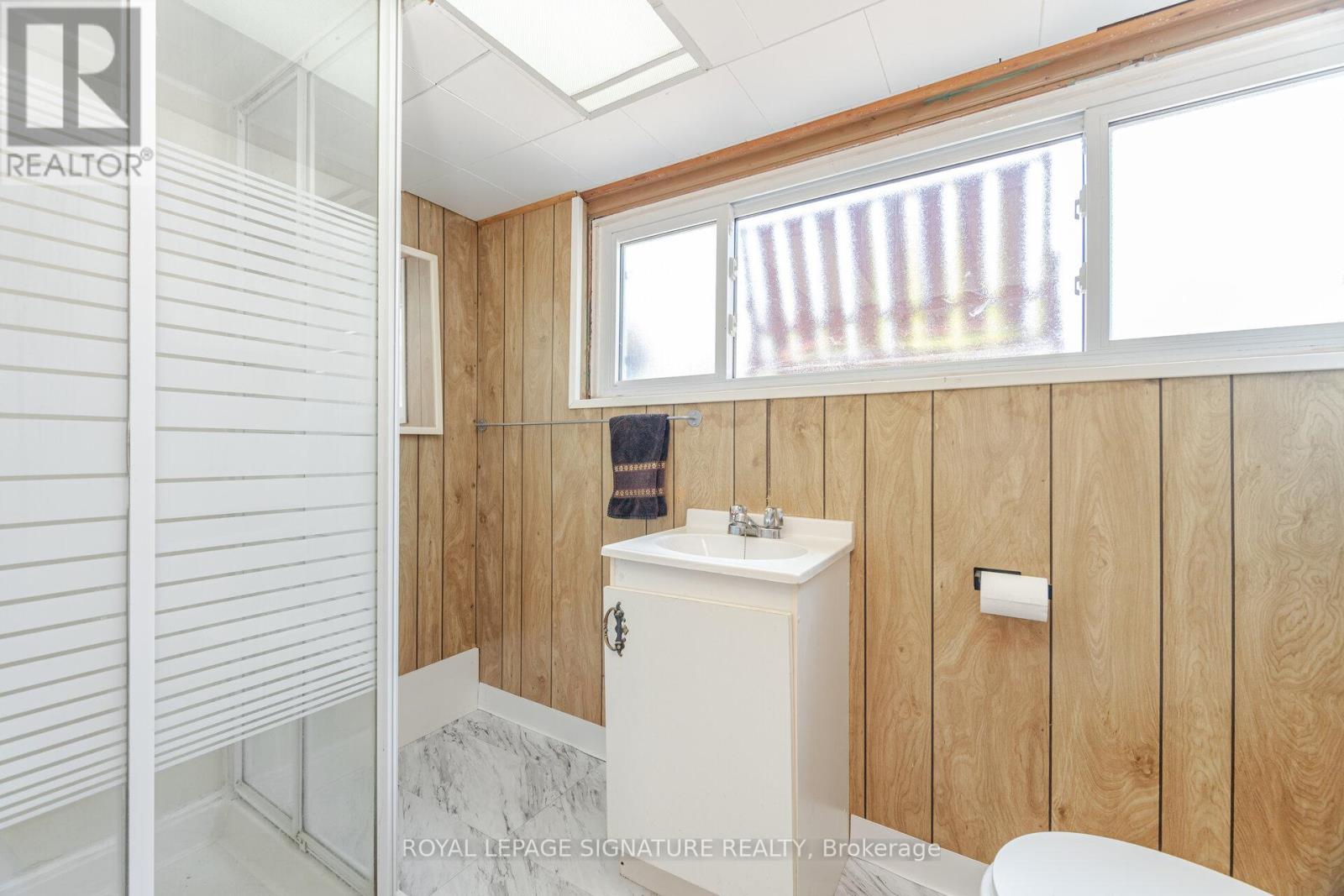 Photo 30 of 24 Lesbury Avenue, Brampton ON