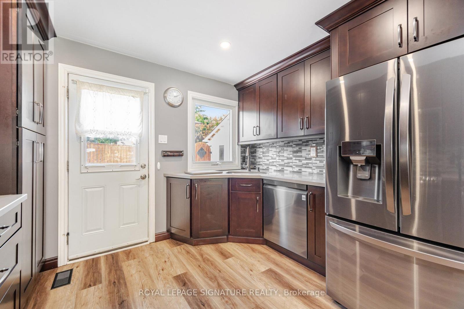 Photo 9 of 24 Lesbury Avenue, Brampton ON