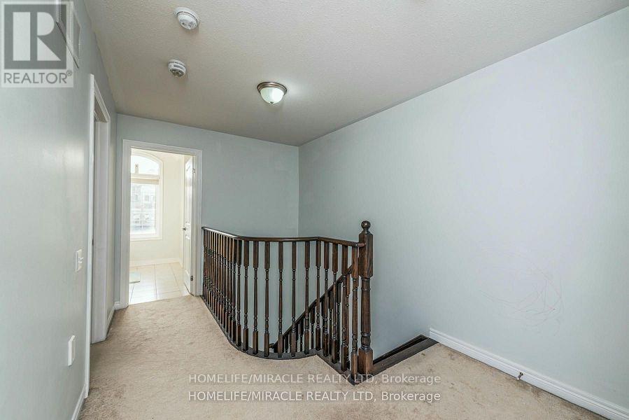 Photo 19 of 47 Maple Trail Road, Caledon ON
