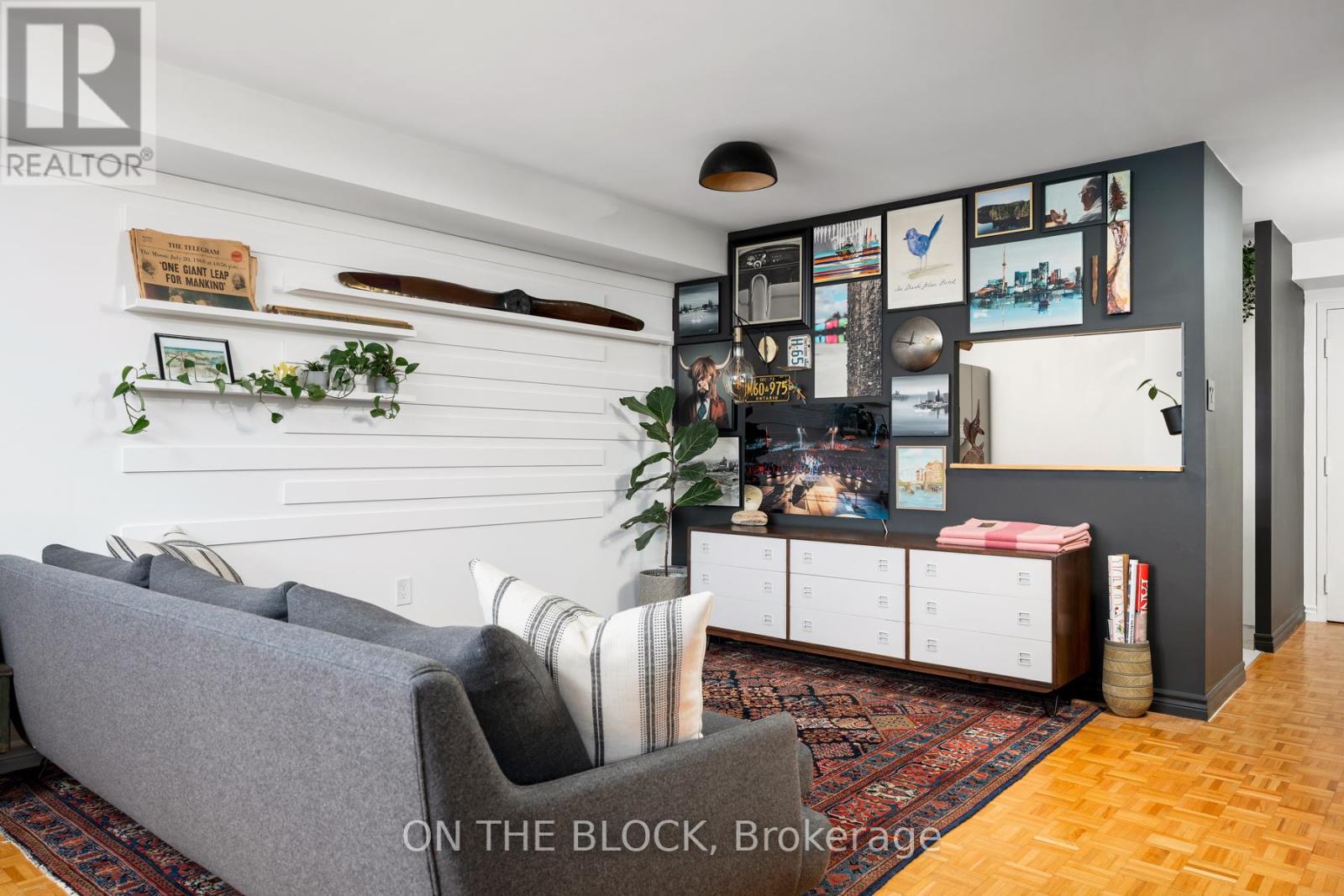 Photo 15 of 506 3845 Lake Shore Boulevard W, Toronto ON