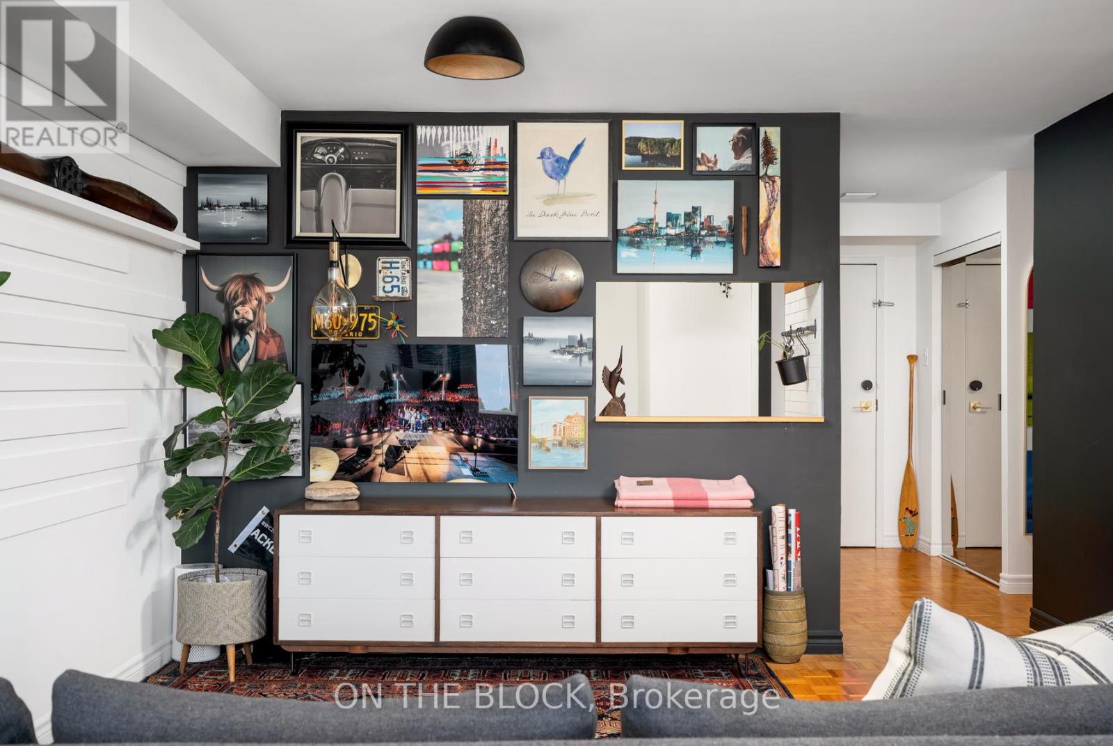 Photo 16 of 506 3845 Lake Shore Boulevard W, Toronto ON