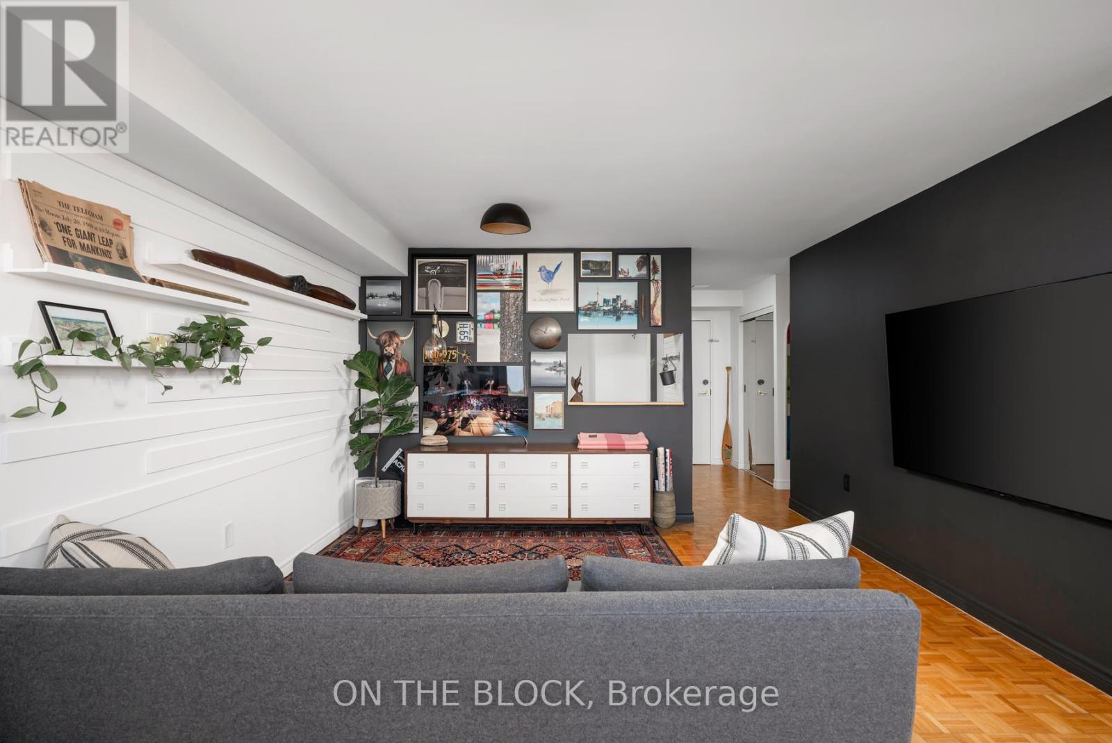 Photo 17 of 506 3845 Lake Shore Boulevard W, Toronto ON