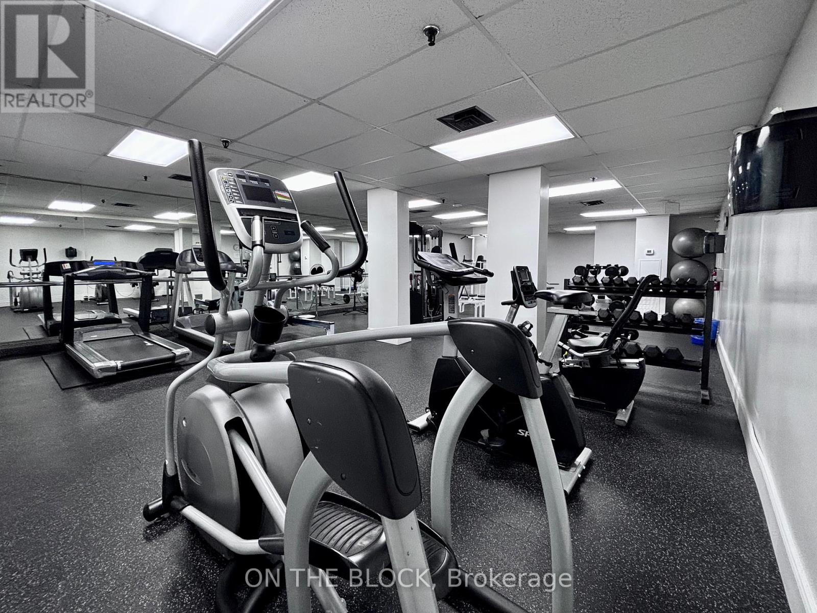 Photo 40 of 506 3845 Lake Shore Boulevard W, Toronto ON