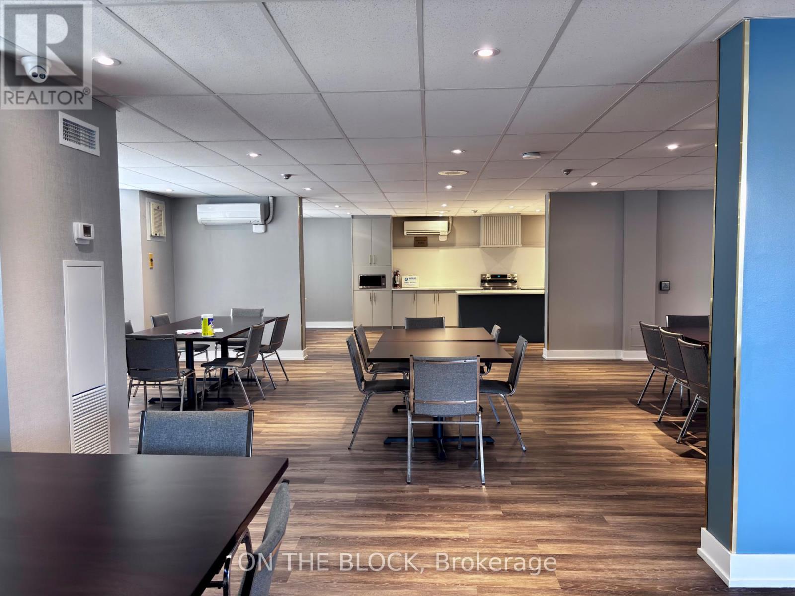 Photo 44 of 506 3845 Lake Shore Boulevard W, Toronto ON