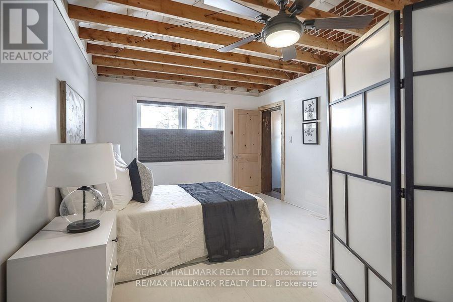 Photo 8 of Upper 6 Thirty First Street, Toronto ON