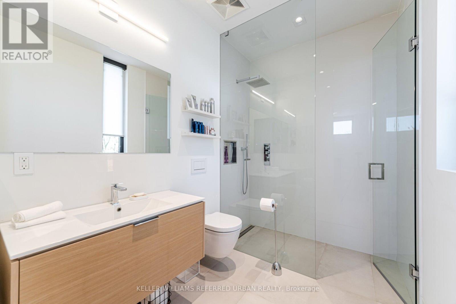 Photo 22 of 1337 Waverly Avenue, Oakville ON