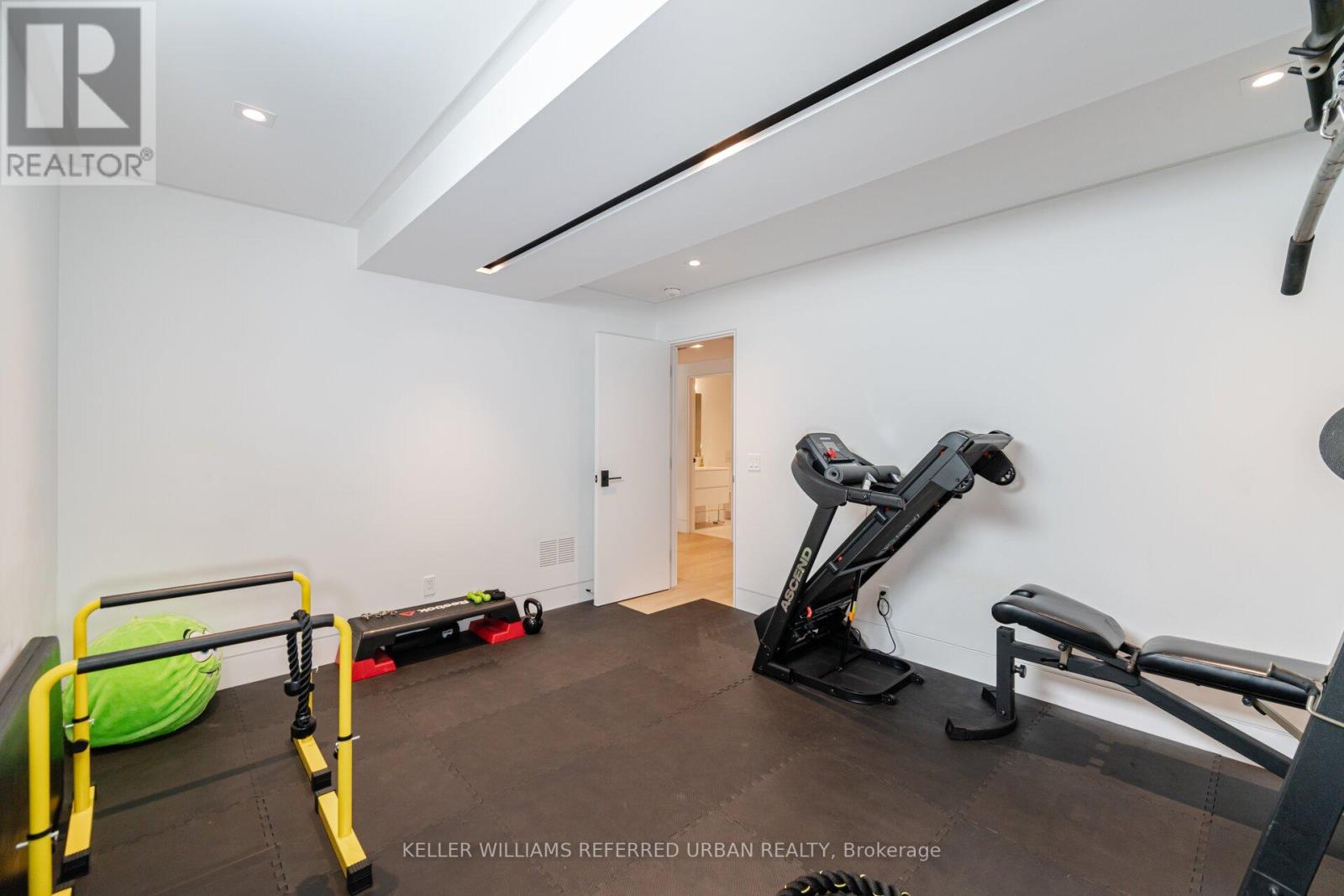 Photo 36 of 1337 Waverly Avenue, Oakville ON