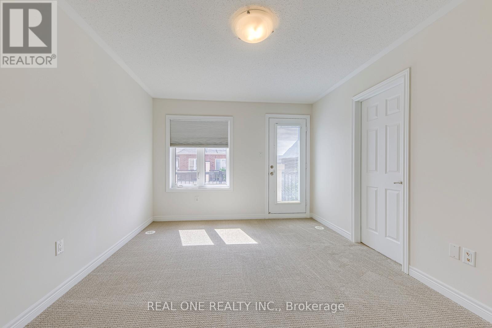 Photo 27 of 3084 Eberly Woods Drive, Oakville ON