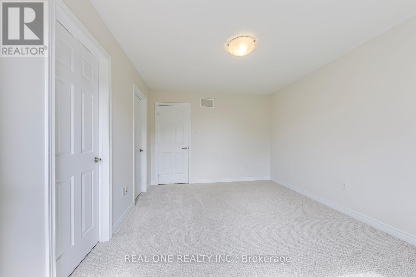 Photo 28 of 3084 Eberly Woods Drive, Oakville ON
