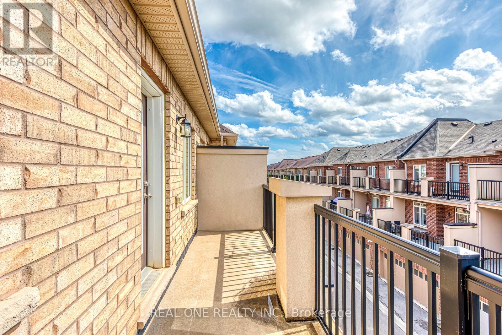 Photo 29 of 3084 Eberly Woods Drive, Oakville ON