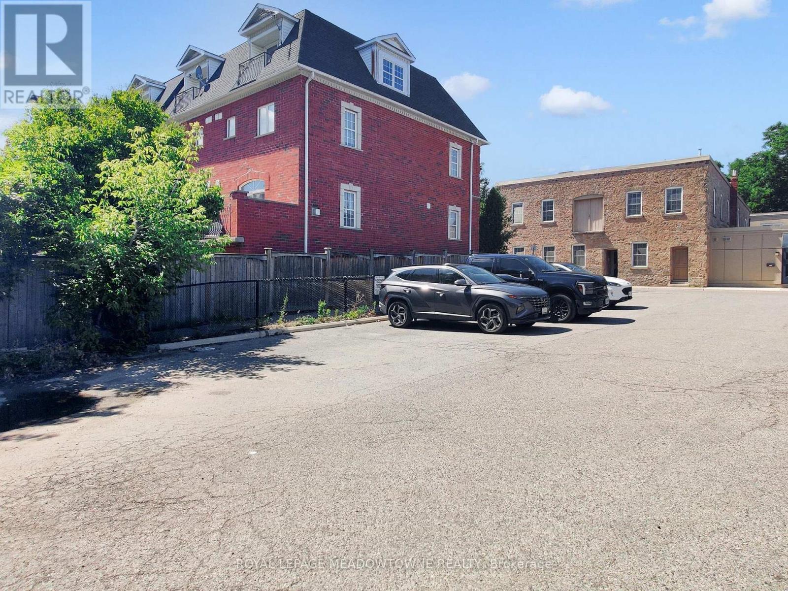 Photo 31 of 5 12 Wesleyan Street, Halton Hills ON