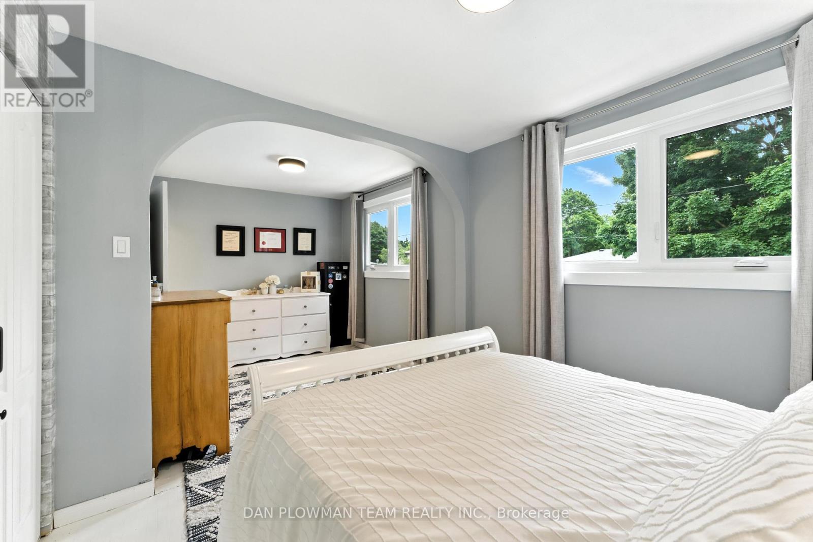 Photo 16 of 36 Hewitt Street, Orangeville ON