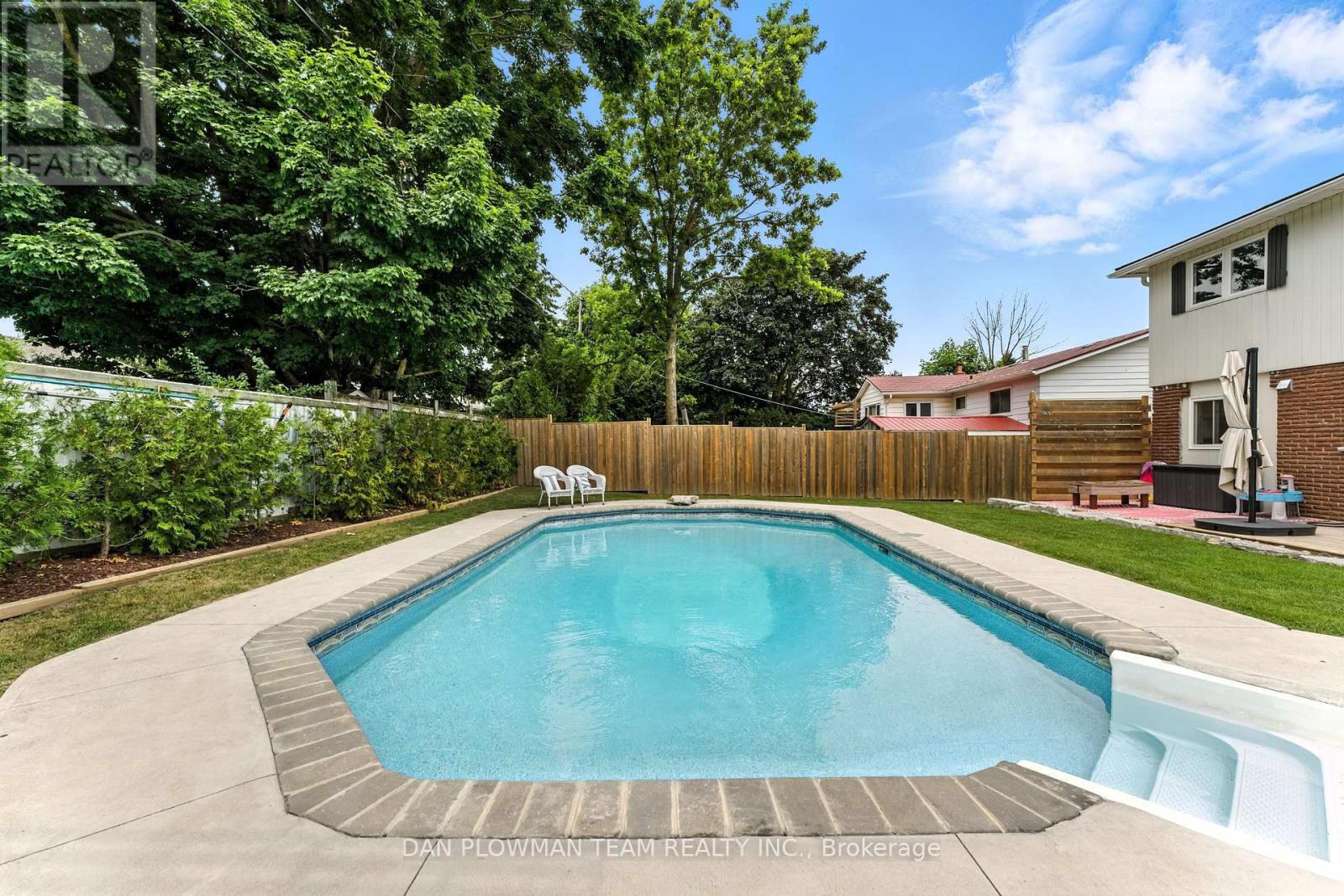 Photo 33 of 36 Hewitt Street, Orangeville ON