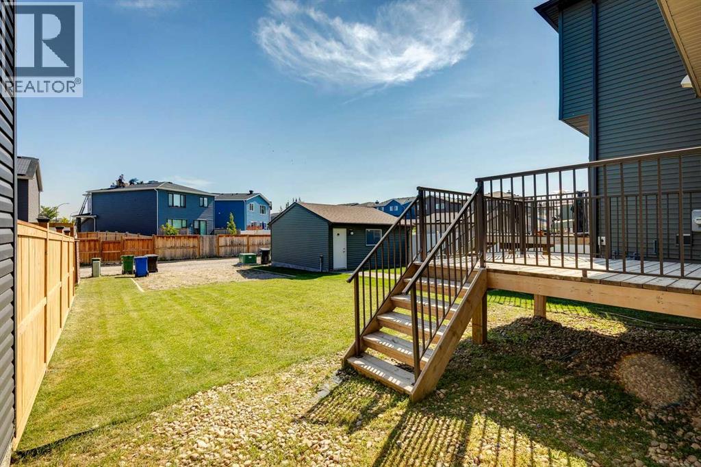 Photo 23 of 44 Howse Drive Ne, Calgary AB