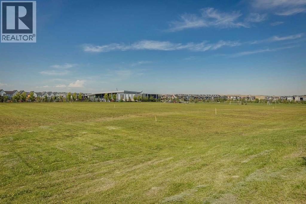 Photo 25 of 44 Howse Drive Ne, Calgary AB
