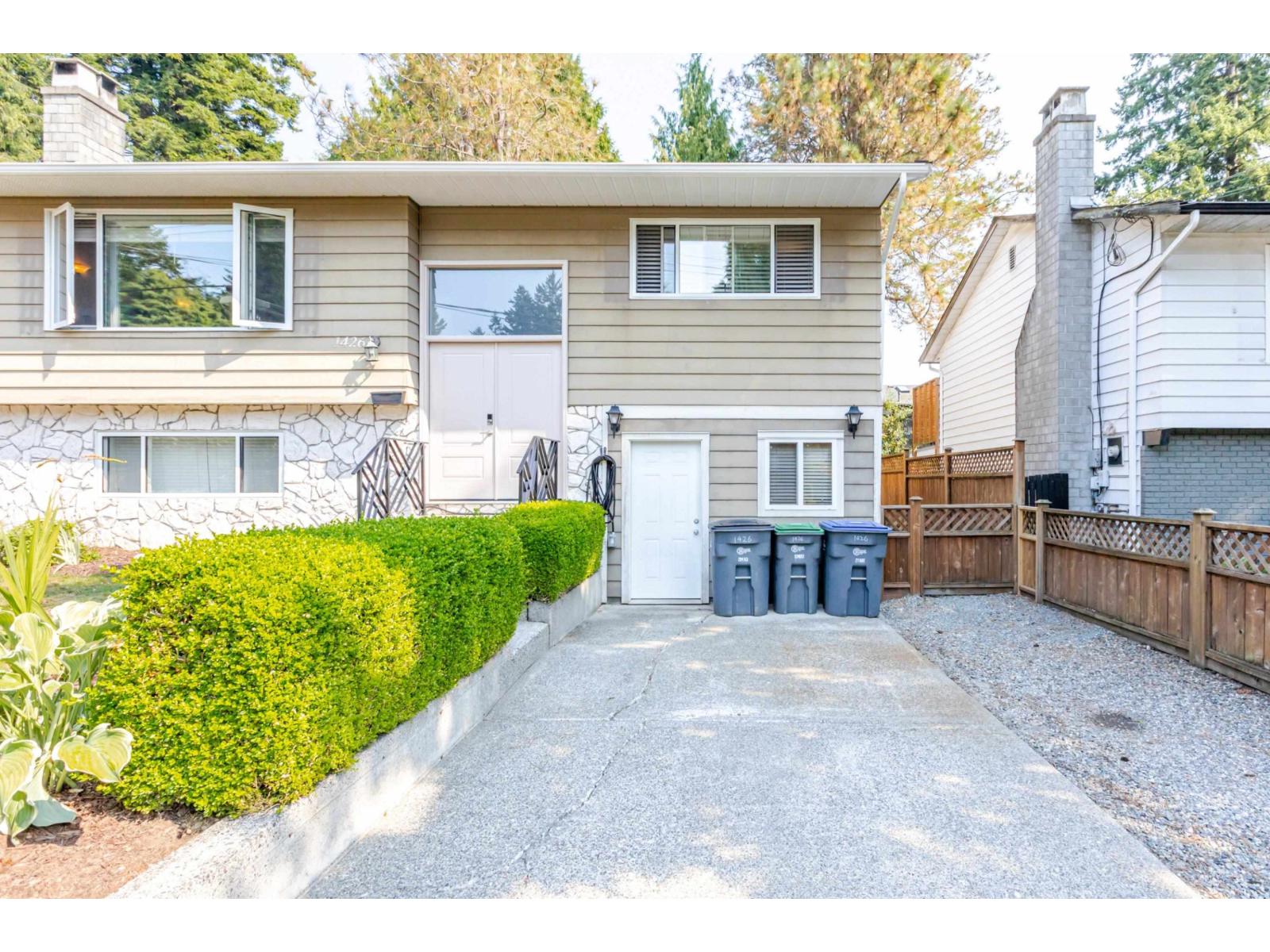 Photo 2 of 1426 128 A Street, Surrey BC
