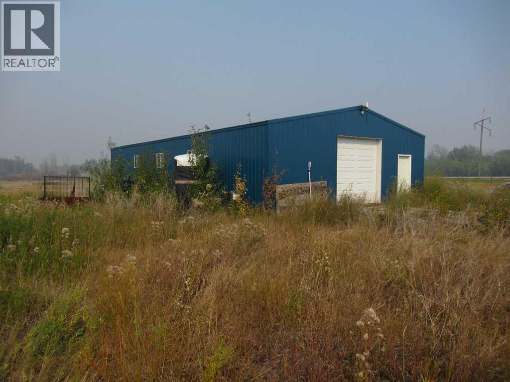 Photo 3 of 720078 Range Road 30, Bezanson AB