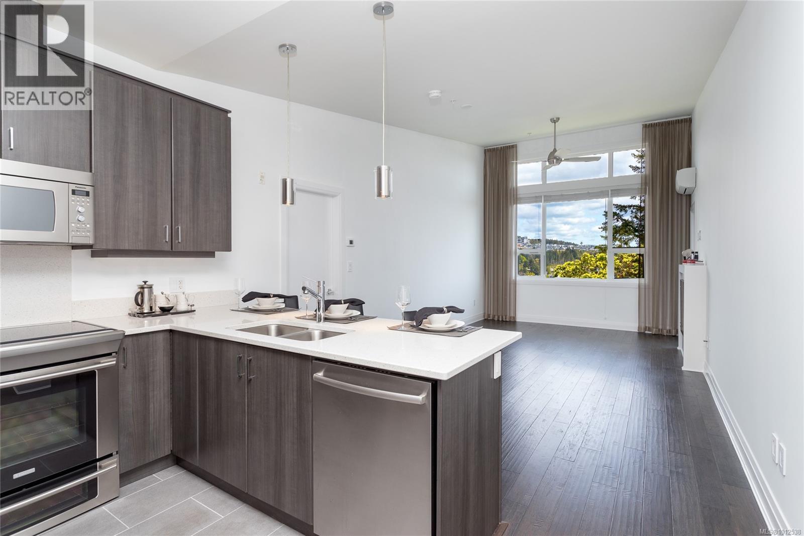 Photo 10 of 415 1145 Sikorsky Rd, Langford BC