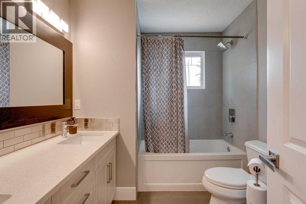 Photo 25 of 2444 45 Street Se, Calgary AB