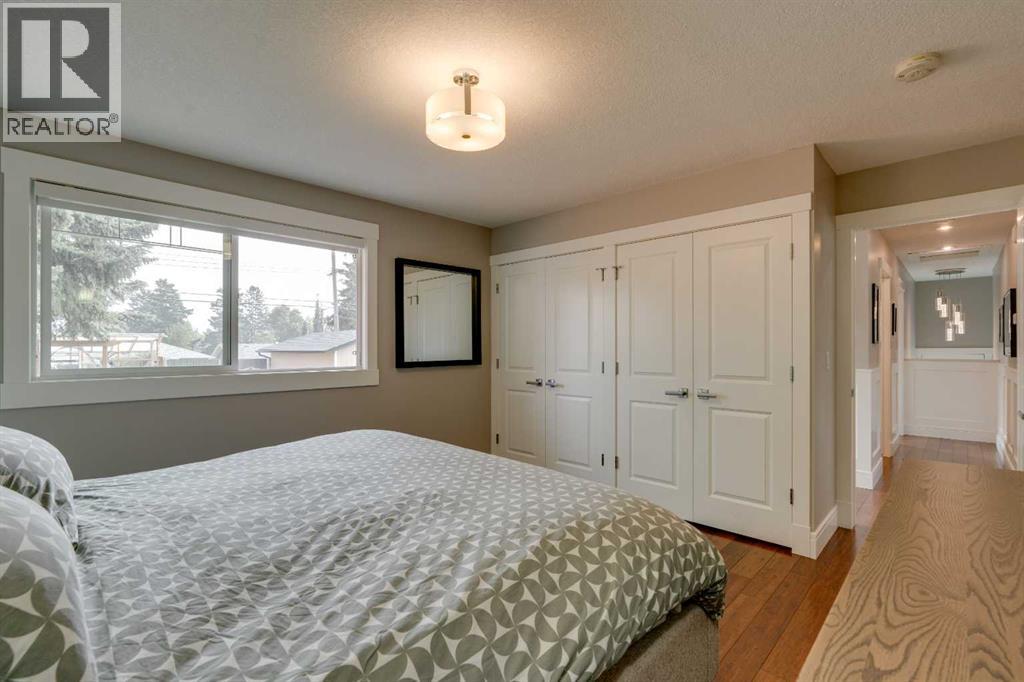 Photo 21 of 2444 45 Street Se, Calgary AB