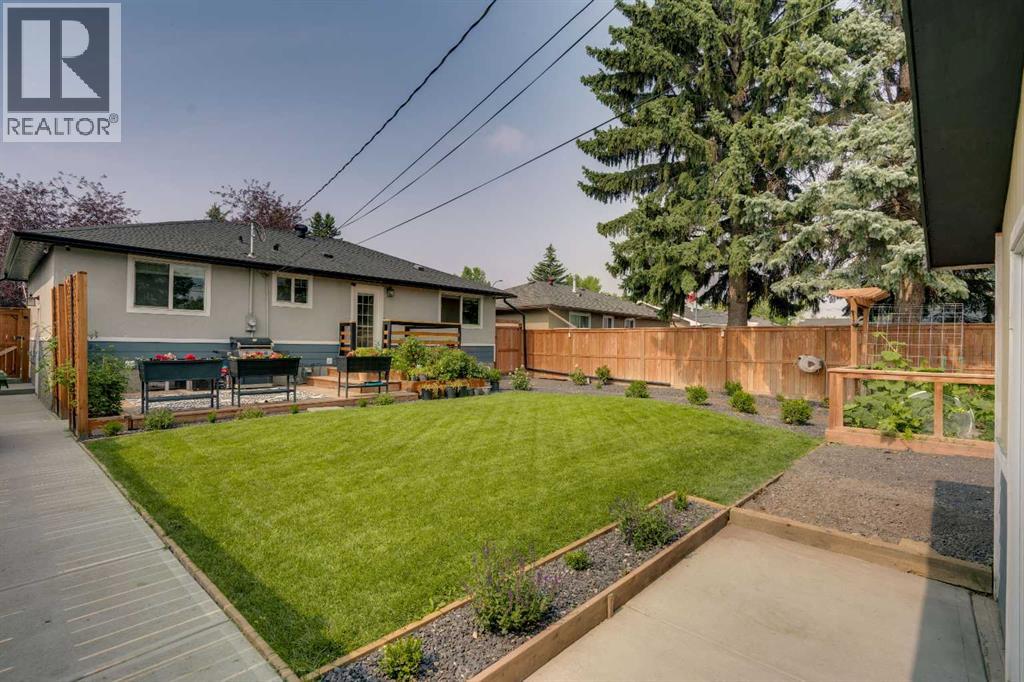 Photo 41 of 2444 45 Street Se, Calgary AB