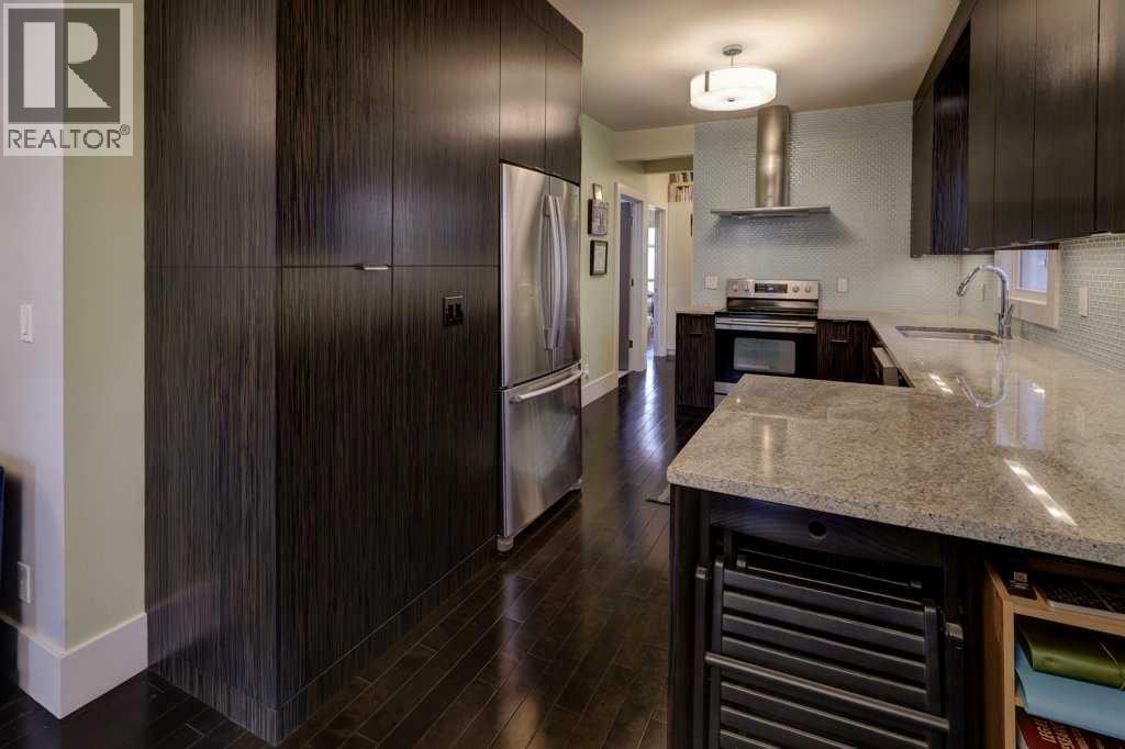 Photo 13 of 1728 13 Avenue Sw, Calgary AB