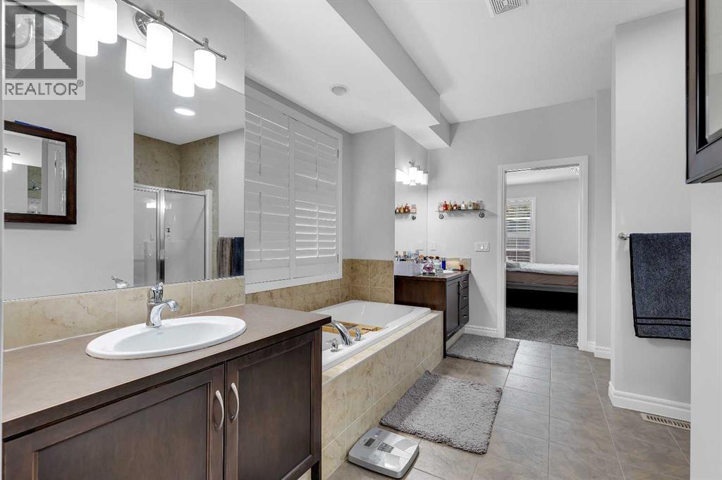 Photo 26 of 168 Aspenshire Drive Sw, Calgary AB