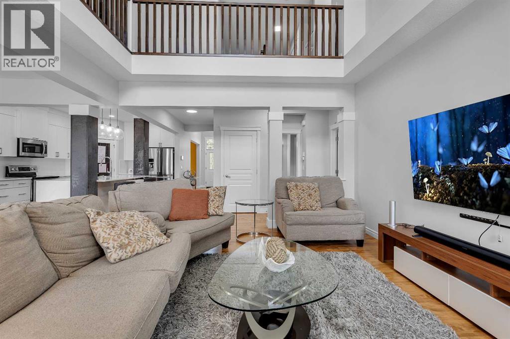 Photo 3 of 168 Aspenshire Drive Sw, Calgary AB