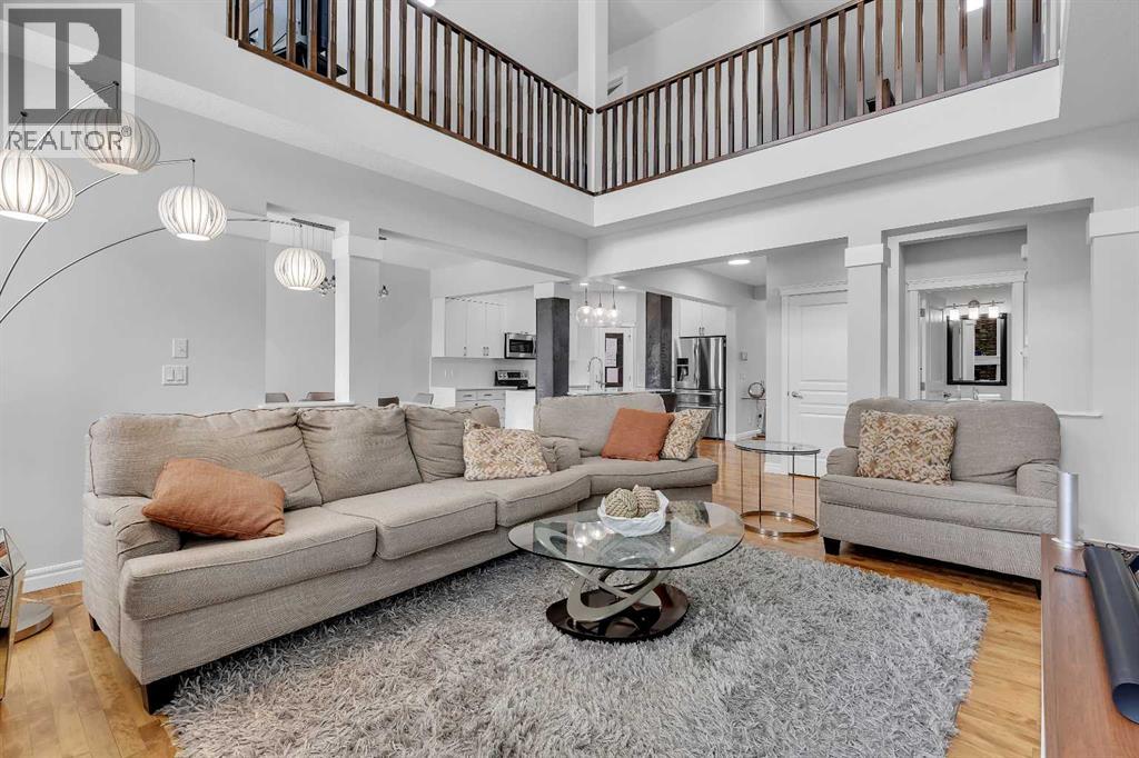 Photo 5 of 168 Aspenshire Drive Sw, Calgary AB