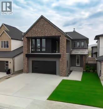 Photo 1 of 30 Greenwich Row Nw, Calgary AB