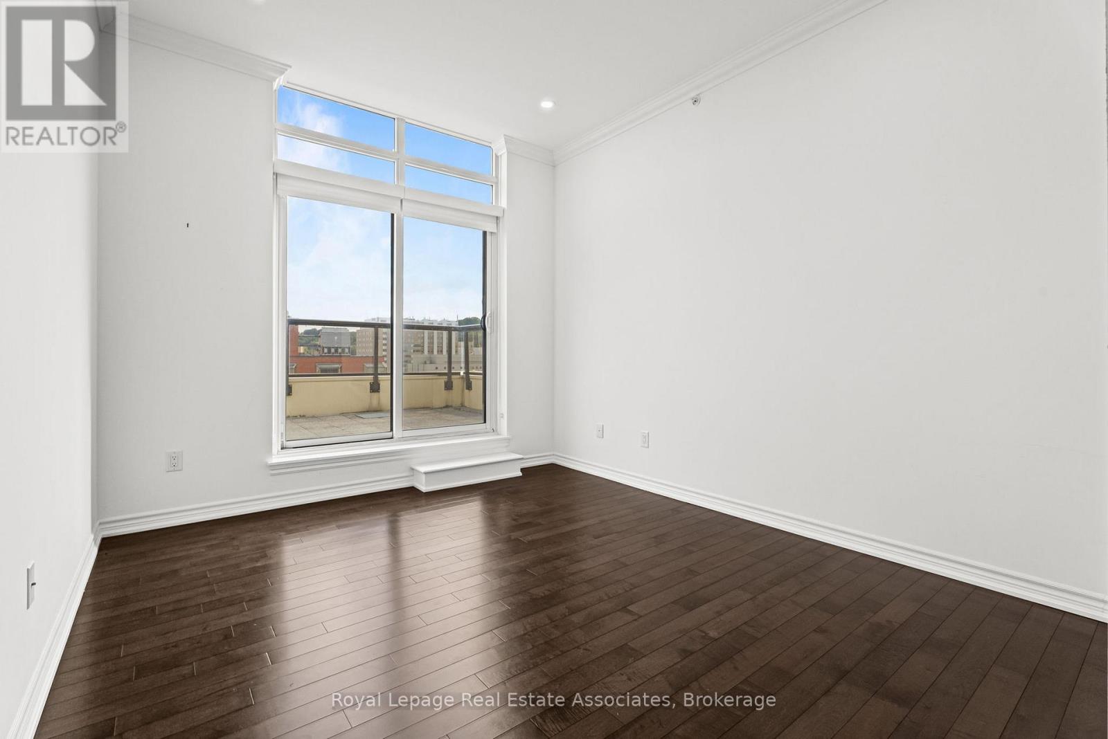 Photo 12 of 1106 81 Robinson Street, Hamilton ON